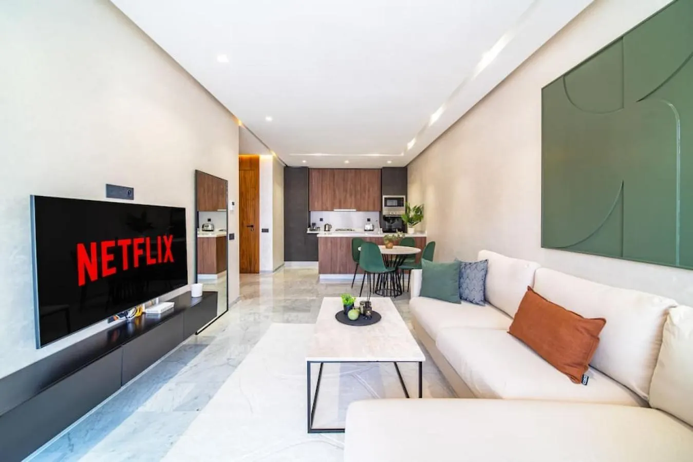 Cute And Modern In Heart Of Downtown Apartment Marrakesh