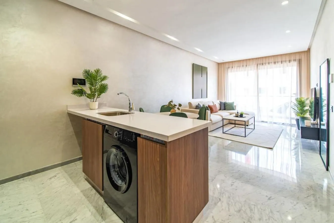 Cute And Modern In Heart Of Downtown Apartment Marrakesh