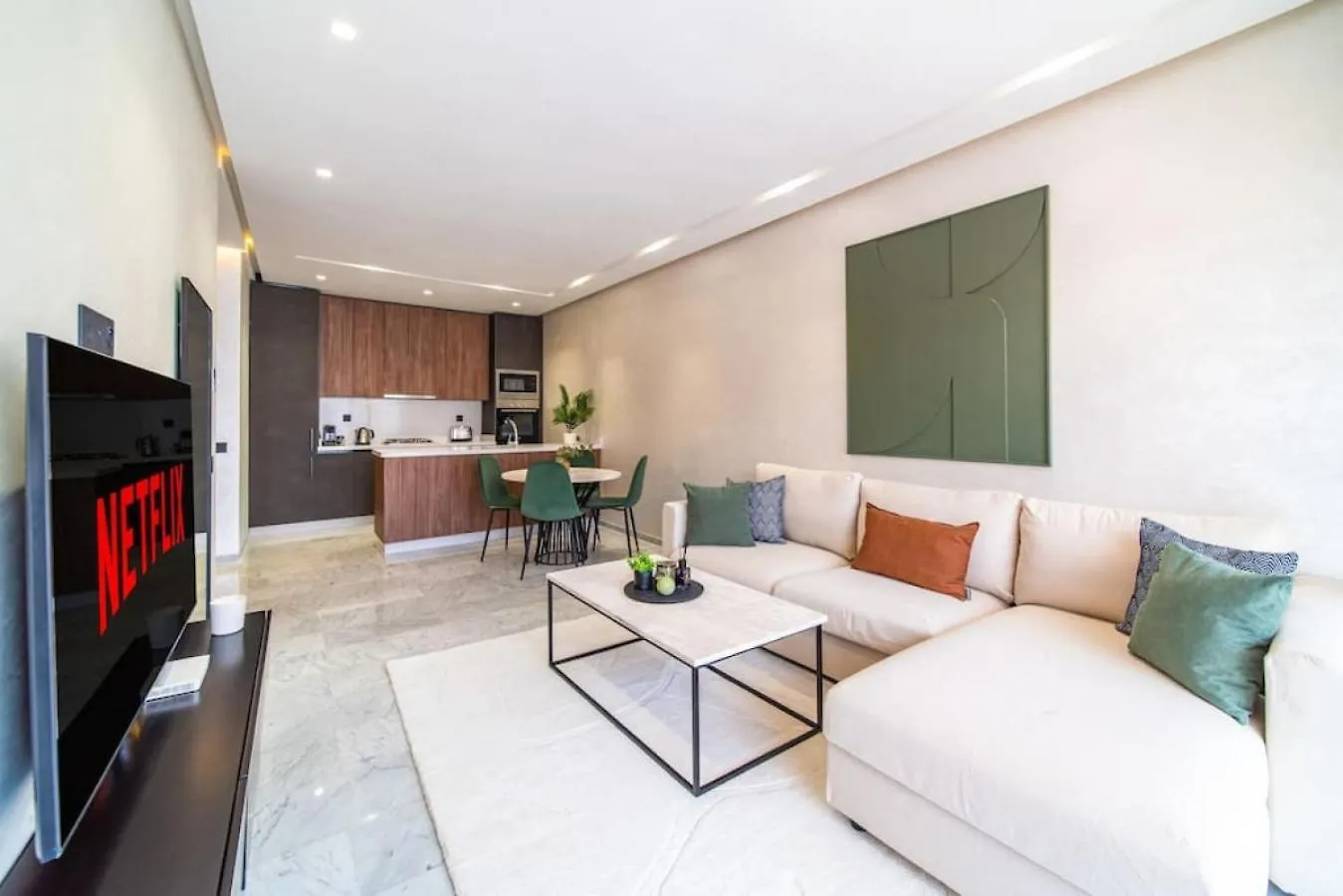 Cute And Modern In Heart Of Downtown Apartment Marrakesh